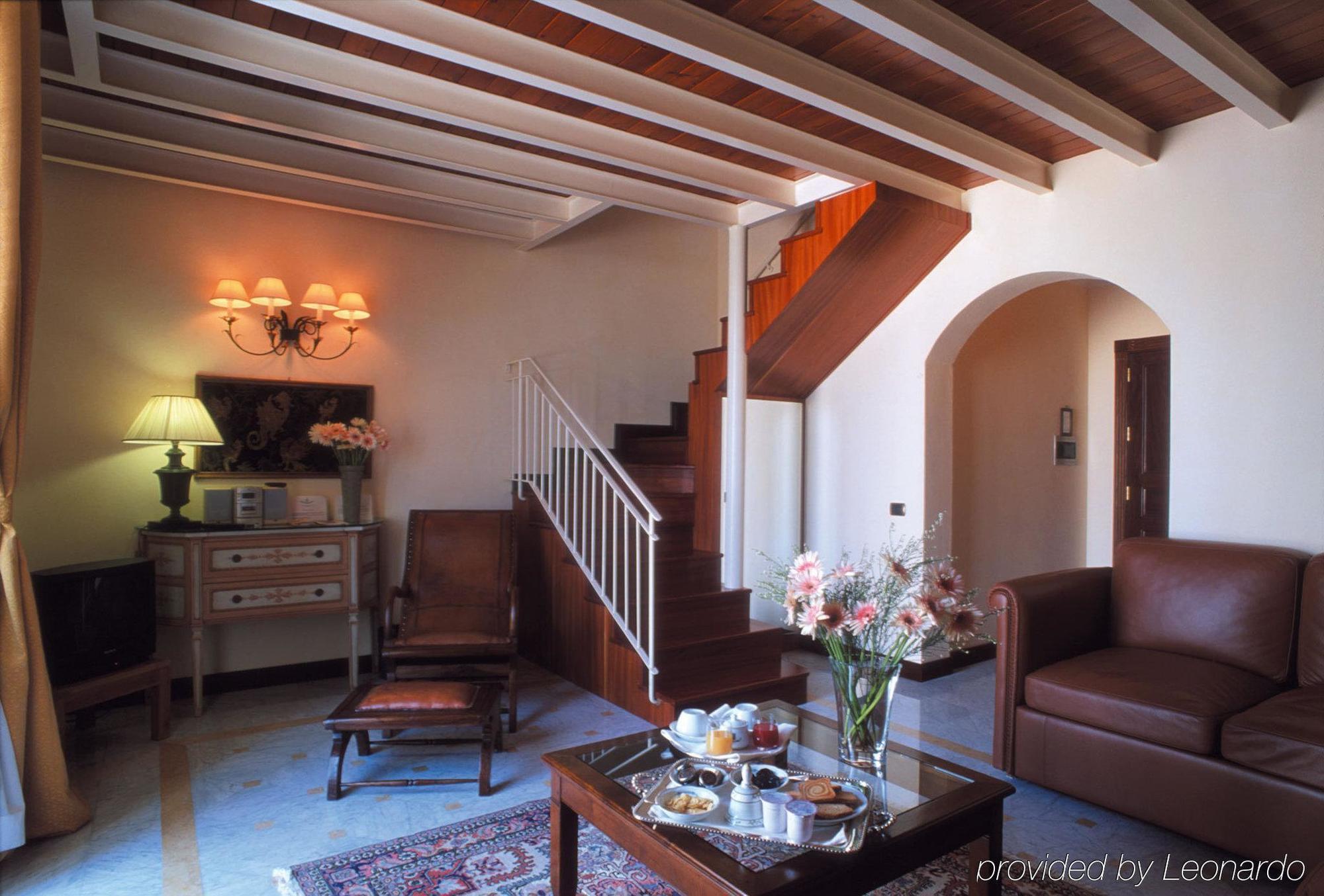 Palazzo Mongio 2*